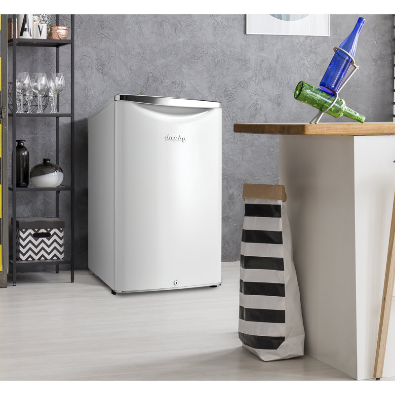 Danby Classic Retro 4.4 Cubic Feet Freestanding Mini Fridge & Reviews